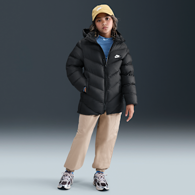 Chamarra acolchada Therma-FIT holgada para niños talla grande Nike Sportswear All Day Play