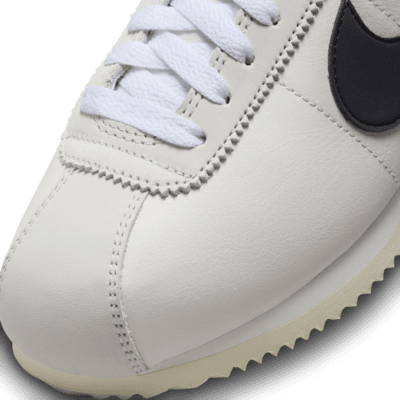 Nike Cortez SE Leather Women's Shoes