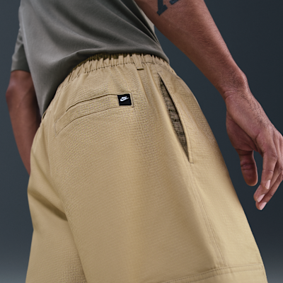 Nike Sportswear Club Men's Woven Cargo Trousers