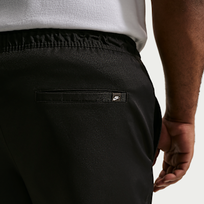 Nike Club Men's Woven Tapered Trousers