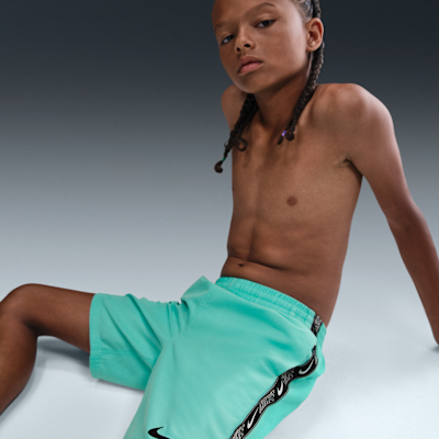 Shorts de vóleibol de 18 cm para niño Nike Swim Logo Tape Lap