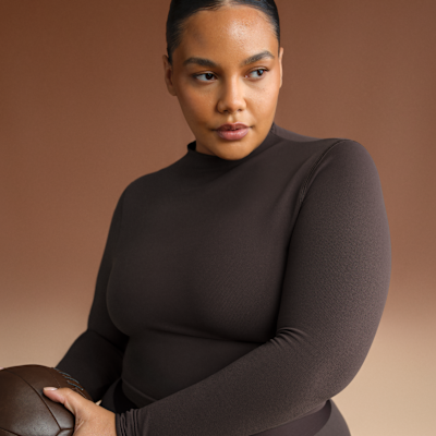 NikeSKIMS Vintage Seamless Women's Mock-Neck Crop Top