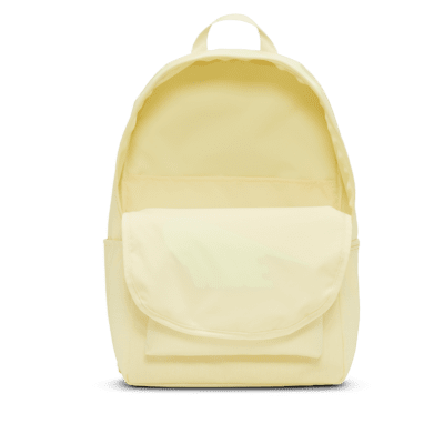 ナイキ ヘリテージ バックパック (25L)