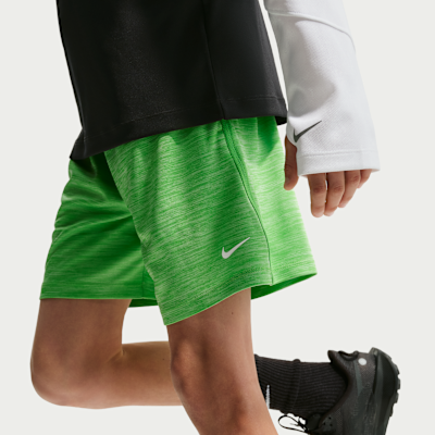 Nike Multi Dri-FIT Genç Çocuk (Erkek) Antrenman Şortu