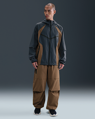 Мужские  Nike Tech Woven Oversized Pants