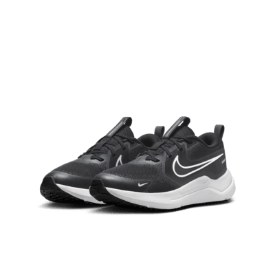 Nike Cosmic Runner Older Kids' Road Running Shoes