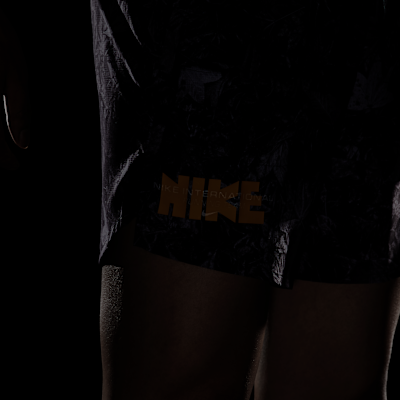 Nike Stride Men's Dri-FIT 18cm (approx) Brief-Lined Printed Running Shorts