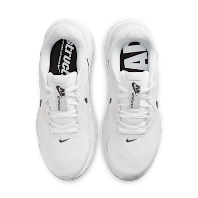 Tenis de correr en pavimento para mujer Nike Structure 26
