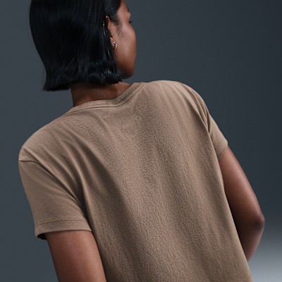 Playera de manga corta con gráfico para mujer Nike Sportswear