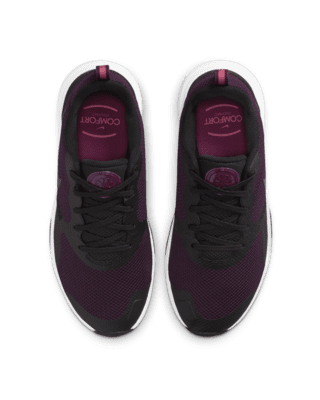 nike womens shoes maroon