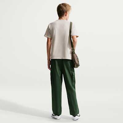 Playera para niños talla grande Nike Sportswear