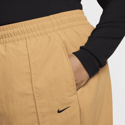 Pants de tiro medio con dobladillo abierto para mujer (talla grande) Nike Sportswear Everything Wovens