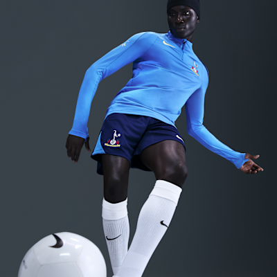 Tottenham Hotspur Strike Üçüncü Nike Dri-FIT Total 90 Örgü Erkek Futbol Şortu