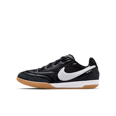 Nike Jr. Tiempo Streetgato Big Kids' Indoor/Court Low-Top Soccer Shoes