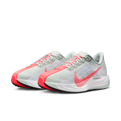 Nike Pegasus Plus hardloopschoenen voor dames (straat)