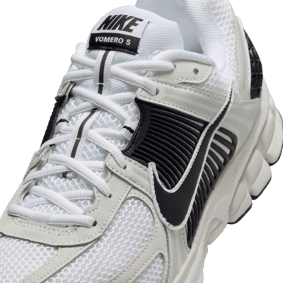 Nike Zoom Vomero 5 Men's Shoes