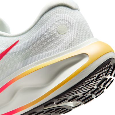 나이키 저니 런 남성 로드 러닝화