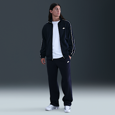Nike Sportswear Club