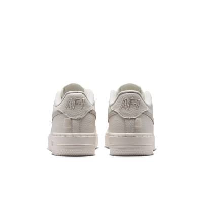 Nike Air Force 1 Low Older Kids' Shoes
