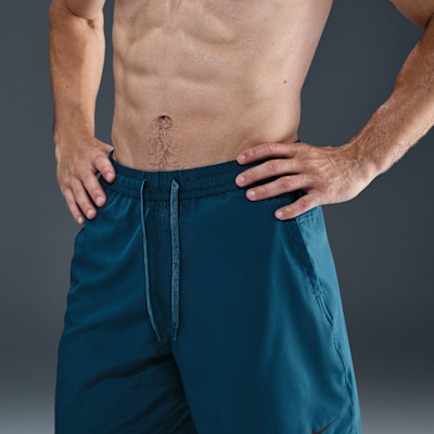 Nike Form Men's Dri-FIT 7" Unlined Versatile Shorts
