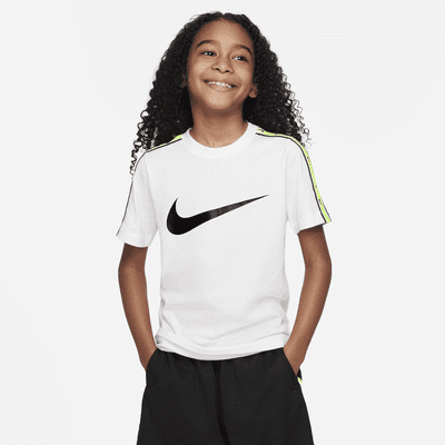 Nike Sportswear Repeat Older Kids' (Boys') T-Shirt. Nike VN