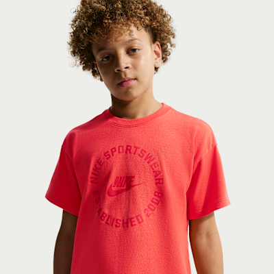 Playera para niños talla grande Nike Sportswear