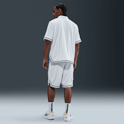 Kobe Men's Pleated Basketball Shorts