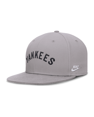 Мужская кепка New York Yankees Cooperstown True Nike Dri-FIT MLB Fitted Hat