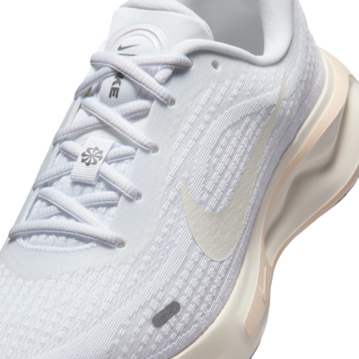 나이키 저니 런 여성 로드 러닝화