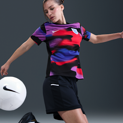 England Academy Pro Women's Nike Dri-FIT Football Pre-Match Short-Sleeve Top