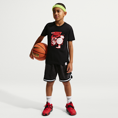 Nike Sportswear Older Kids' T-Shirt