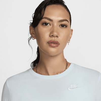 Nike Sportswear Club Essentials Women's T-Shirt