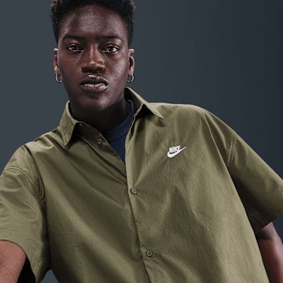 Nike Club Kurzarmshirt mit Knöpfen (Herren)