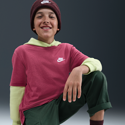 Playera para niños talla grande Nike Sportswear