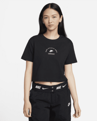 shorts and crop top set nike