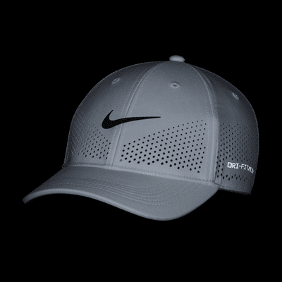 Gorra Swoosh estructurada Nike DriFIT ADV Club