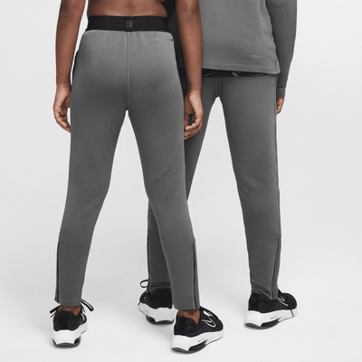 Nike Multi Tech EasyOn Pantalons d'entrenament Therma-FIT ADV Repel - Nen/a