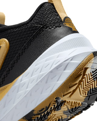 Nike Team Hustle D 12