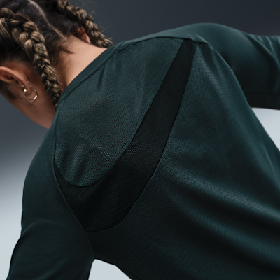 Fotbalové tričko s krátkým rukávem Nike Dri-FIT Academy pro větší děti