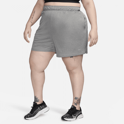 Shorts sin forro de 13 cm de tiro medio para mujer (talla grande) Nike Dri-FIT Attack