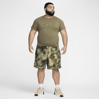 Shorts de fitness Dri-FIT de 18 cm sin forro para hombre Nike Totality Camo