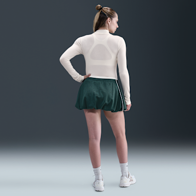 Playera de manga larga slim con cuello alto para mujer Nike Sportswear Chill Knit