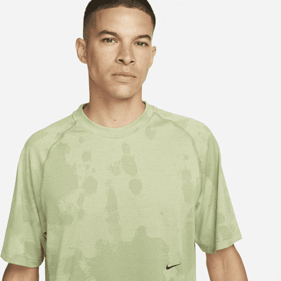 Nike Dri-FIT ADV A.P.S. Playera de fitness de manga corta con diseño avanzado para hombre