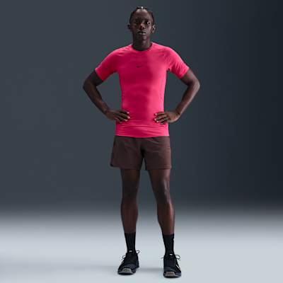 Nike Pro Dri-FIT Kurzarm-Fitness-Oberteil mit enger Passform für Herren