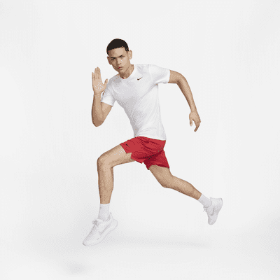 Shorts versátiles sin forro Dri-FIT de 18 cm para hombre Nike Totality