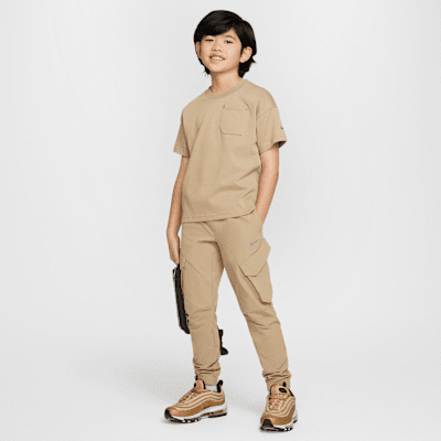 Nike Sportswear City Utility Older Kids' Cargo Trousers