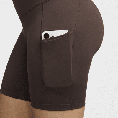 Shorts de ciclismo con bolsillos de tiro alto de 20 cm para mujer Nike One