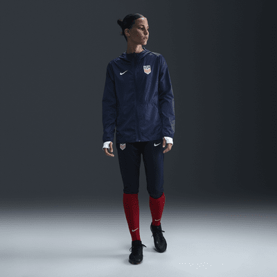 Chamarra con gorro de fútbol para lluvia Nike para mujer de la selección nacional de fútbol masculino de Estados Unidos Academy Pro