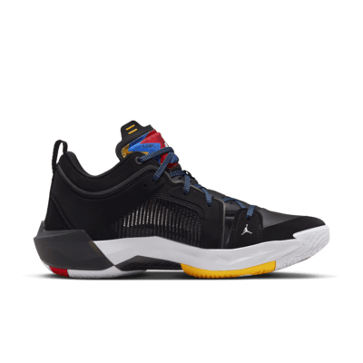 nike low basketball shoes