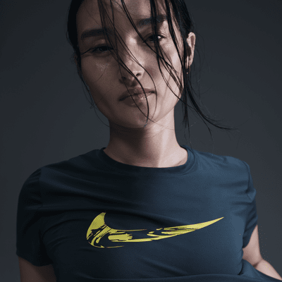 Nike One 女款 Dri-FIT 短袖圖樣跑步上衣